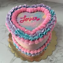 Vintage Lover Heart cake