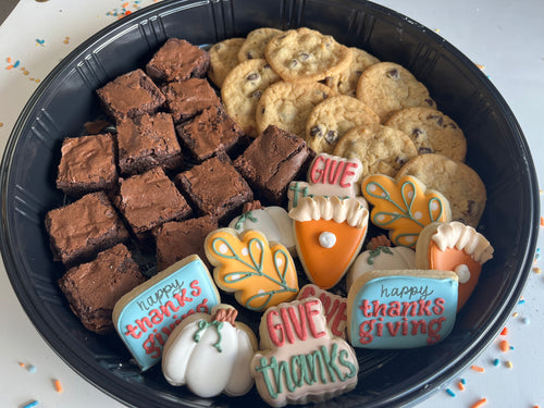 36 pc Thanksgiving mini platter