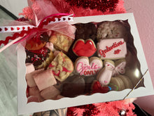 Load image into Gallery viewer, Valentines 30 ct assorted sweets box