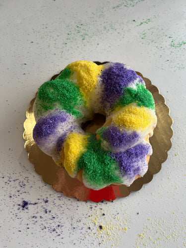 SMALL KING CAKE