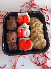 Load image into Gallery viewer, Valentines Mini platter 18/36 pc