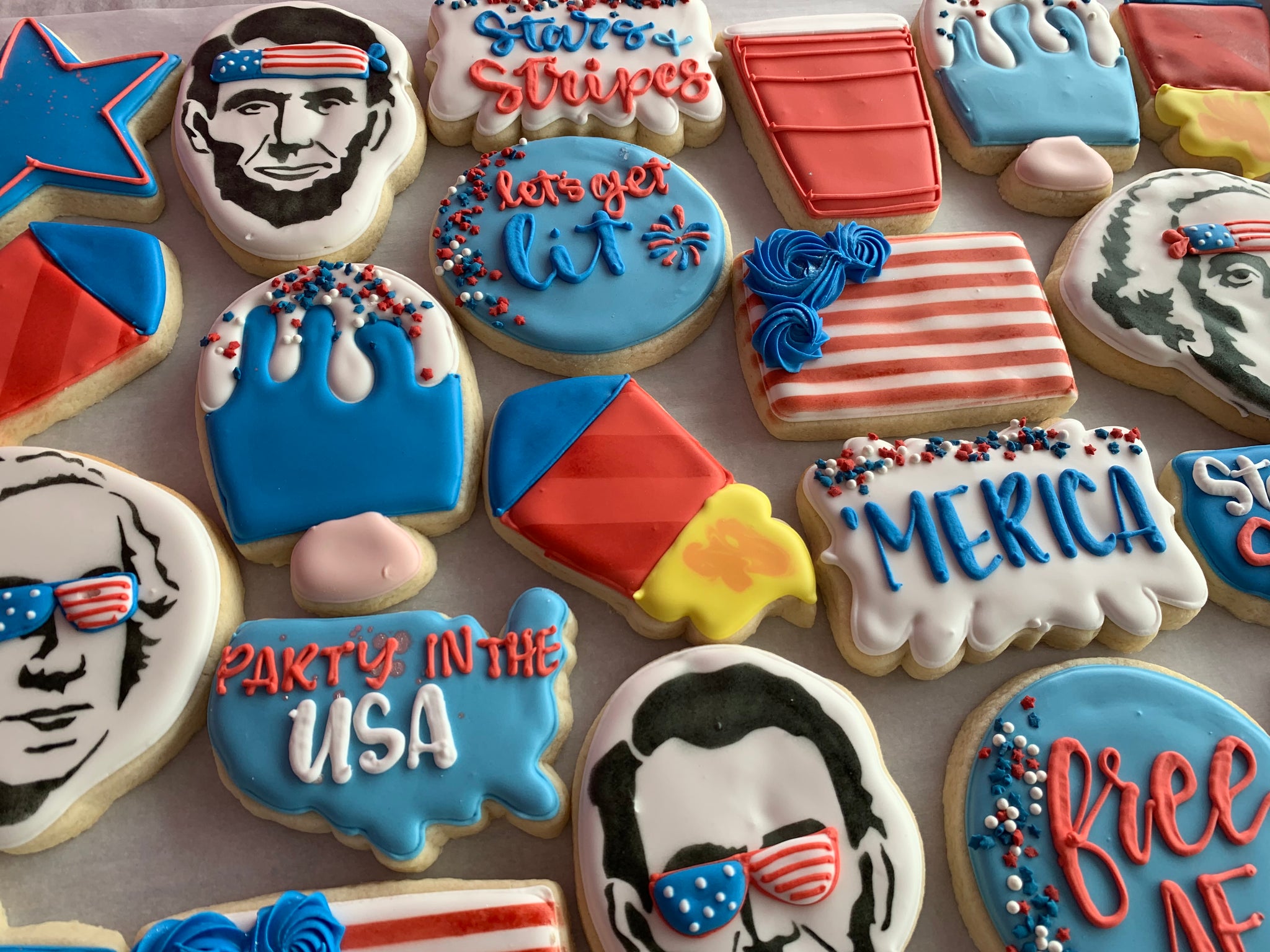July 4th Decorator's Choice - 1 Dozen – MSO Cookies + Cakes